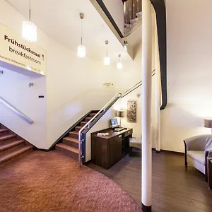 https://novum-hotel-graf-moltke-hamburg.hamburg-hotels-de.com